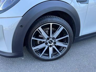 Mini Cabrio Sidewalk Cooper — photo 2