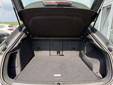 Audi Q3 Sportback TFSI E 45 TFSI E S Tronic — photo 11