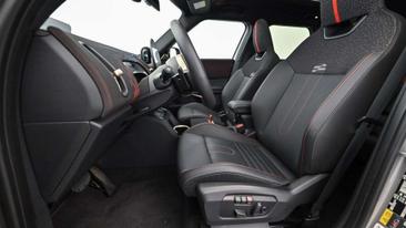 Mini Countryman COOPER SE — photo 12