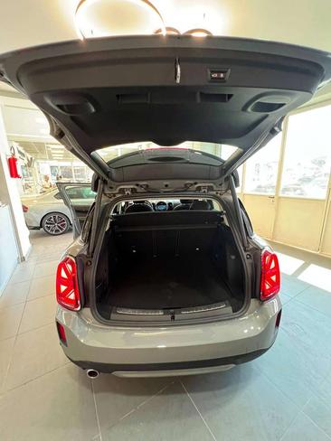Mini Countryman Essential Cooper SE — photo 8