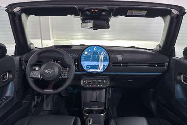 Mini Cabrio John Cooper Works — photo 15