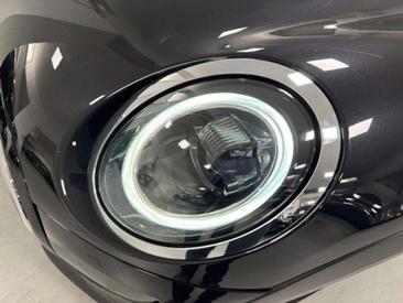 Mini Cooper E — photo 19