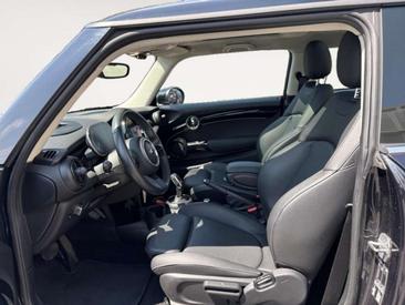 Mini Cooper E — photo 4