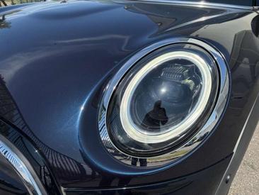 Mini Cooper E — photo 10