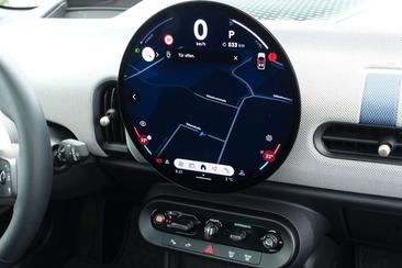 Mini Cooper Favoured S — photo 18