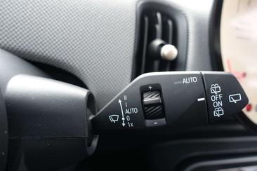 Mini Cooper Favoured S — photo 33