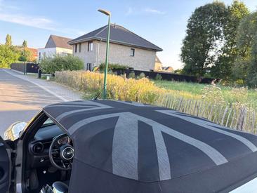 Mini Cabrio COOPER S — photo 18