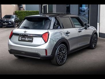 Mini 5 Portes Favoured Cooper S — photo 7