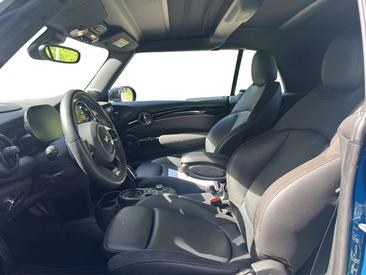 Mini Cabrio John Cooper Works — photo 6
