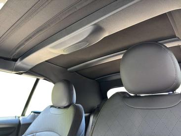 Mini Cabrio John Cooper Works — photo 10