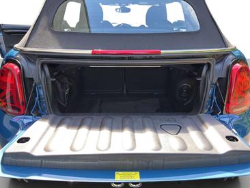 Mini Cabrio John Cooper Works — photo 12