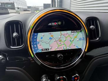 Mini Countryman COOPER SE — photo 8