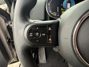 Mini Countryman COOPER SE — photo 10