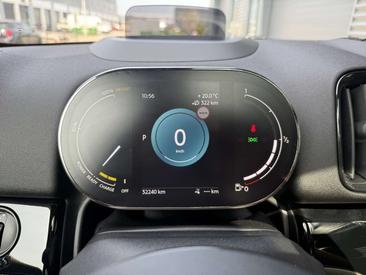 Mini Countryman COOPER SE — photo 11