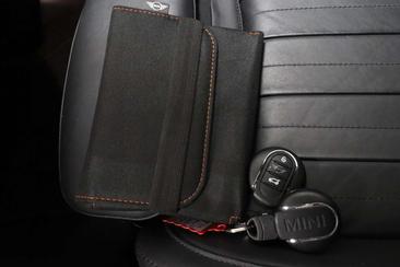 Mini Cabrio Chili Cooper — photo 15