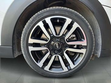 Mini Hatch Cooper S — photo 6