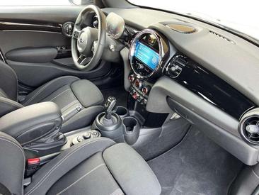 Mini Hatch Cooper S — photo 10