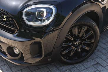 Mini Countryman COOPER SE — photo 27