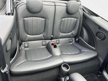 Mini Cabrio Yours Cooper S — photo 14