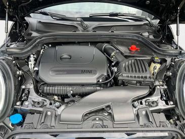 Mini Cabrio Yours Cooper S — photo 17