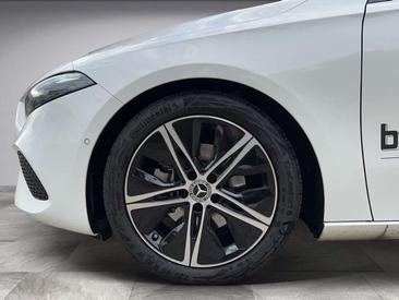Mercedes Classe A 180 Night Edition — photo 14
