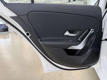 Mercedes Classe A 250 Premium — photo 13