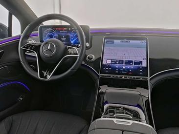 Mercedes EQS 450+ — photo 5