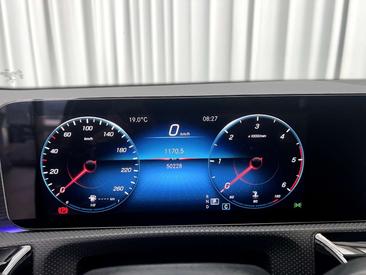 Mercedes CLA 200 AMG Line — photo 16