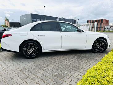 Mercedes Classe E 220 Night Edition — photo 5