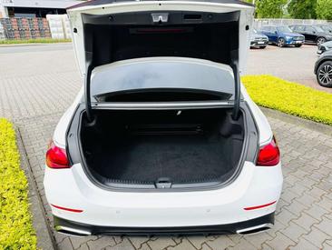 Mercedes Classe E 220 Night Edition — photo 6