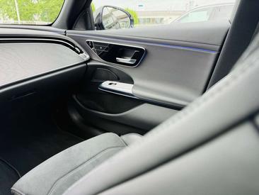 Mercedes Classe E 220 Night Edition — photo 13