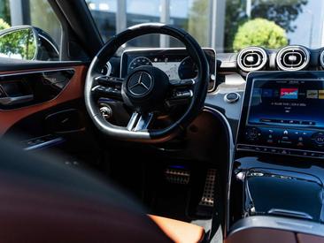 Mercedes Classe C 300 AMG Line — photo 30