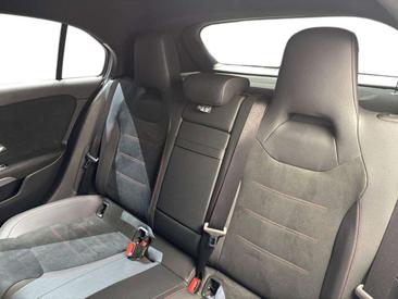 Mercedes Classe A 180 AMG Line — photo 16