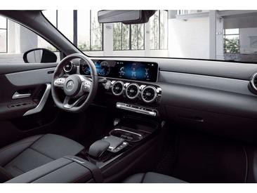 Mercedes Classe A 250 Night Edition — photo 8