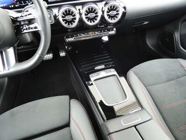 Mercedes Classe A 200 AMG Line — photo 20