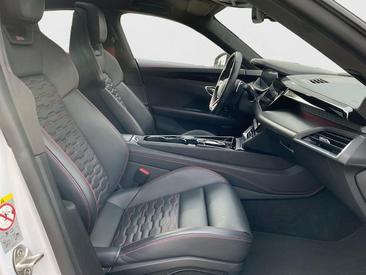 Audi RS E-tron GT E-tron Quattro — photo 16