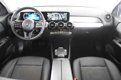 Mercedes GLB 200