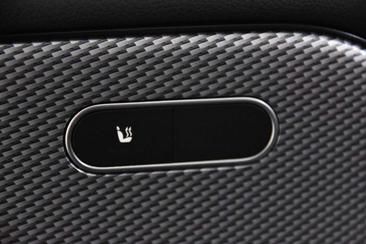 Mercedes GLB 200 — photo 19