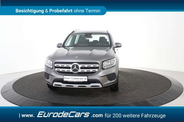 Mercedes GLB 200 — photo 23