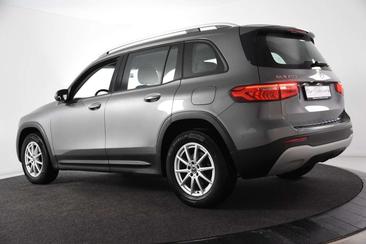 Mercedes GLB 200 — photo 31