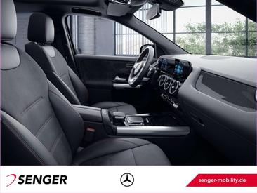 Mercedes GLA 180 Night Edition — photo 8