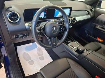 Mercedes GLB 200 Business — photo 15