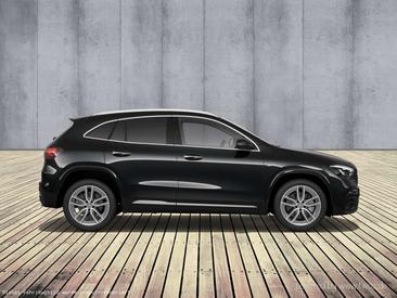 Mercedes GLA 35 AMG 35 — photo 8