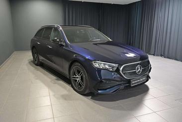 Mercedes Classe E 220 Night Edition — photo 25