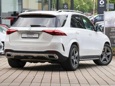 Mercedes GLE 400 AMG Line — photo 2