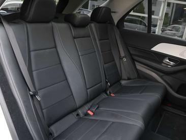 Mercedes GLE 400 AMG Line — photo 6