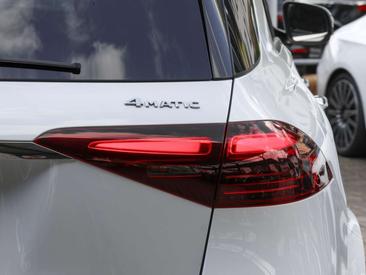 Mercedes GLE 400 AMG Line — photo 12