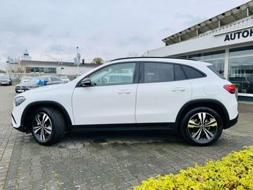 Mercedes GLA 200 Night Edition — photo 2