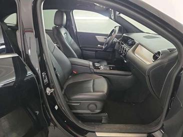 Mercedes GLA 180 — photo 6