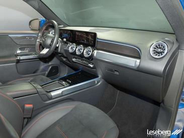 Mercedes GLB 220 — photo 17